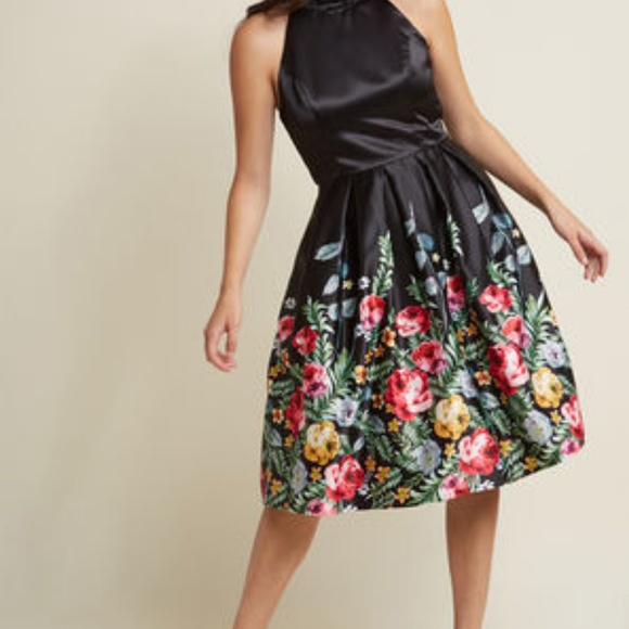 Modcloth Dresses & Skirts - NWT!  Modcloth Black Satin Floral Dress